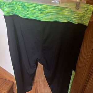 Black and Green Athletic Leggings